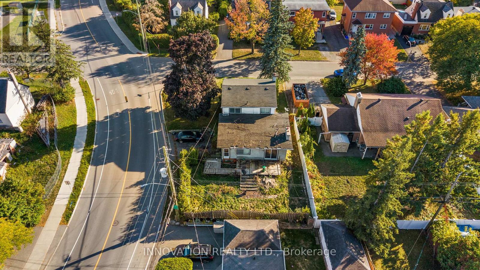 1085 Richard Avenue, Ottawa, Ontario  K1H 8C3 - Photo 5 - X12455564