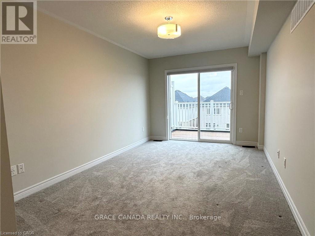 30 - 113 Hartley Avenue, Brant, Ontario  N3L 0K8 - Photo 23 - X12448850