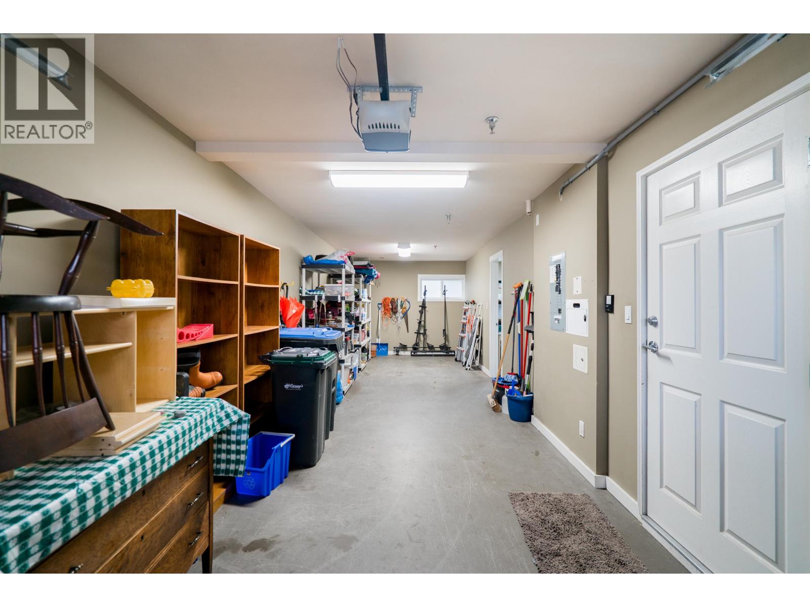 3 1233 Main Street, Squamish, British Columbia  V8B 0P7 - Photo 35 - R3057278