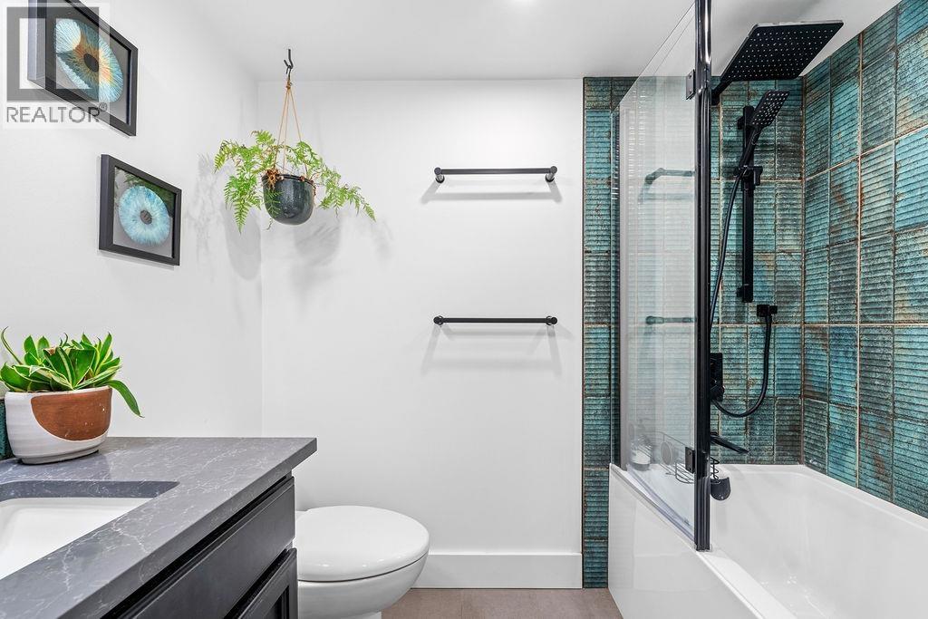 403 2445 W 3rd Avenue, Vancouver, British Columbia  V6K 4K6 - Photo 14 - R3057279