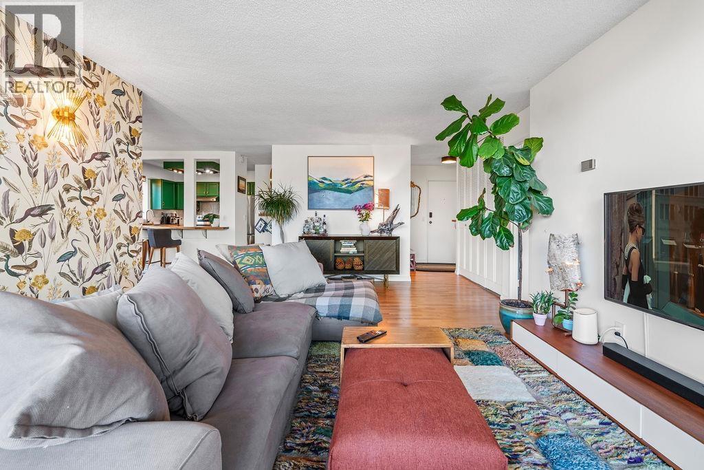 403 2445 W 3rd Avenue, Vancouver, British Columbia  V6K 4K6 - Photo 4 - R3057279
