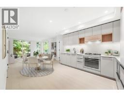 303 2015 ST. JOHNS STREET