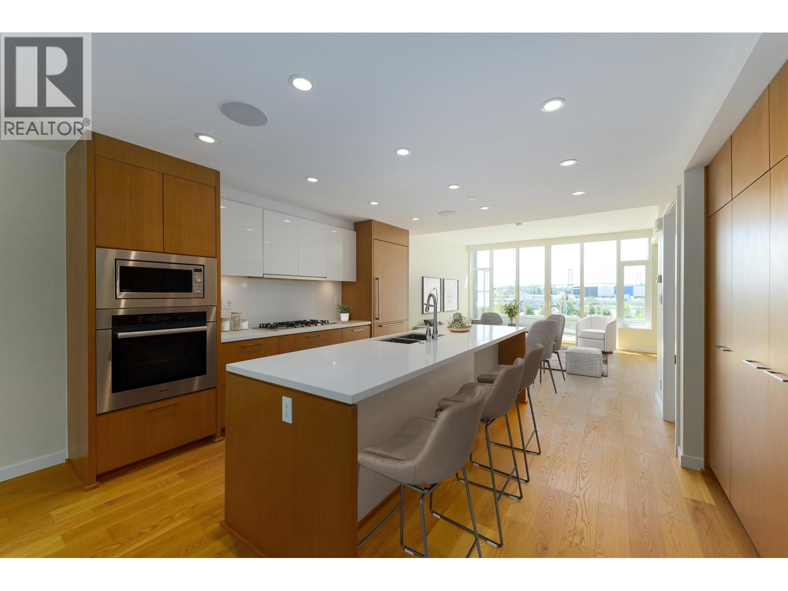 778 Arthur Erickson Place, West Vancouver, British Columbia  V7T 0B6 - Photo 3 - R3057293