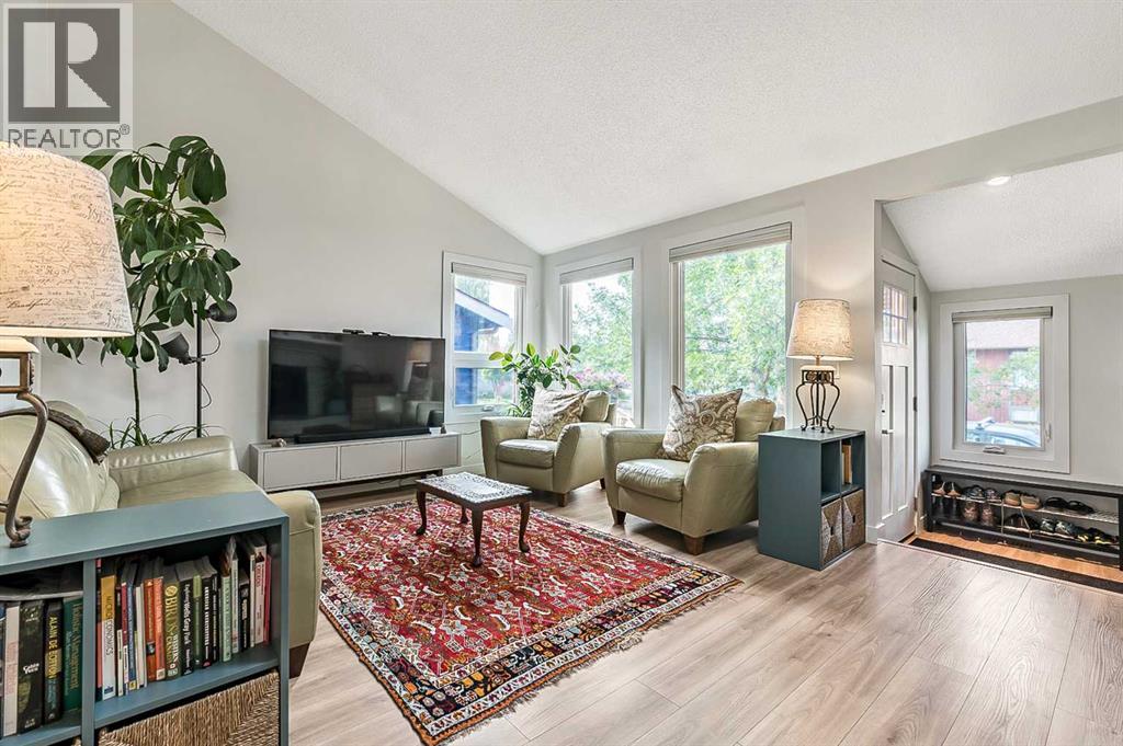 4004 46 Street Sw, Calgary, Alberta  T3E 6P3 - Photo 9 - A2255468