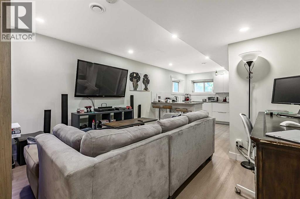 4004 46 Street Sw, Calgary, Alberta  T3E 6P3 - Photo 38 - A2255468