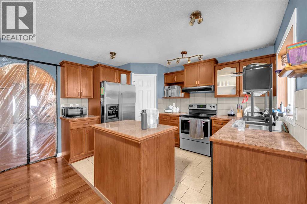 308 Taracove Estate Drive Ne, Calgary, Alberta  T3J 5A1 - Photo 7 - A2262589