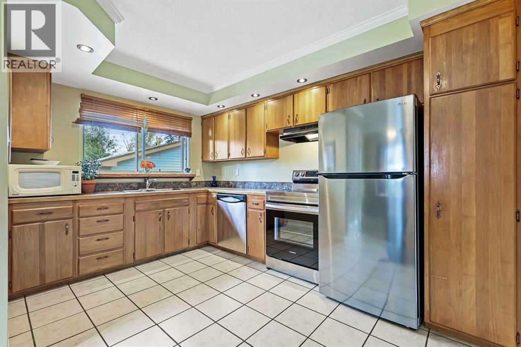 9819 Austin Road Se, Calgary, Alberta  T2J 0Z7 - Photo 9 - A2263027