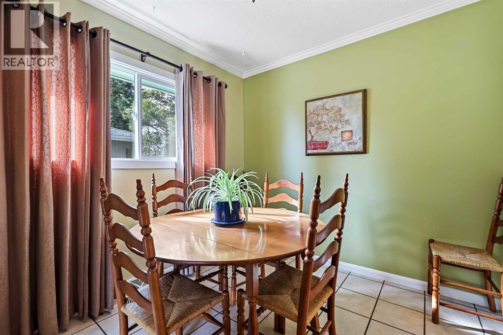 9819 Austin Road Se, Calgary, Alberta  T2J 0Z7 - Photo 11 - A2263027