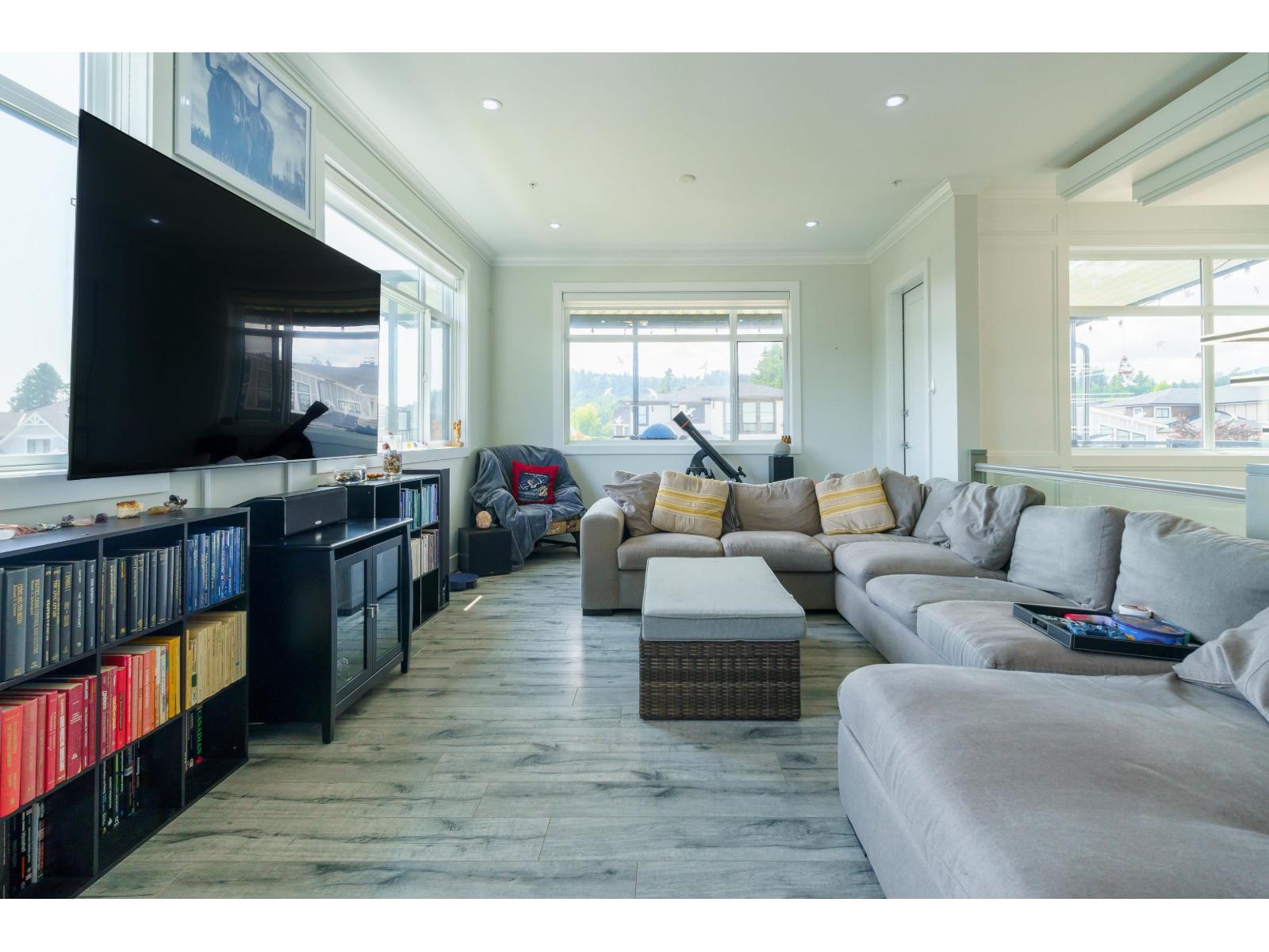 35257 Ewert Avenue, Mission, British Columbia  V2V 0G3 - Photo 6 - R3051295