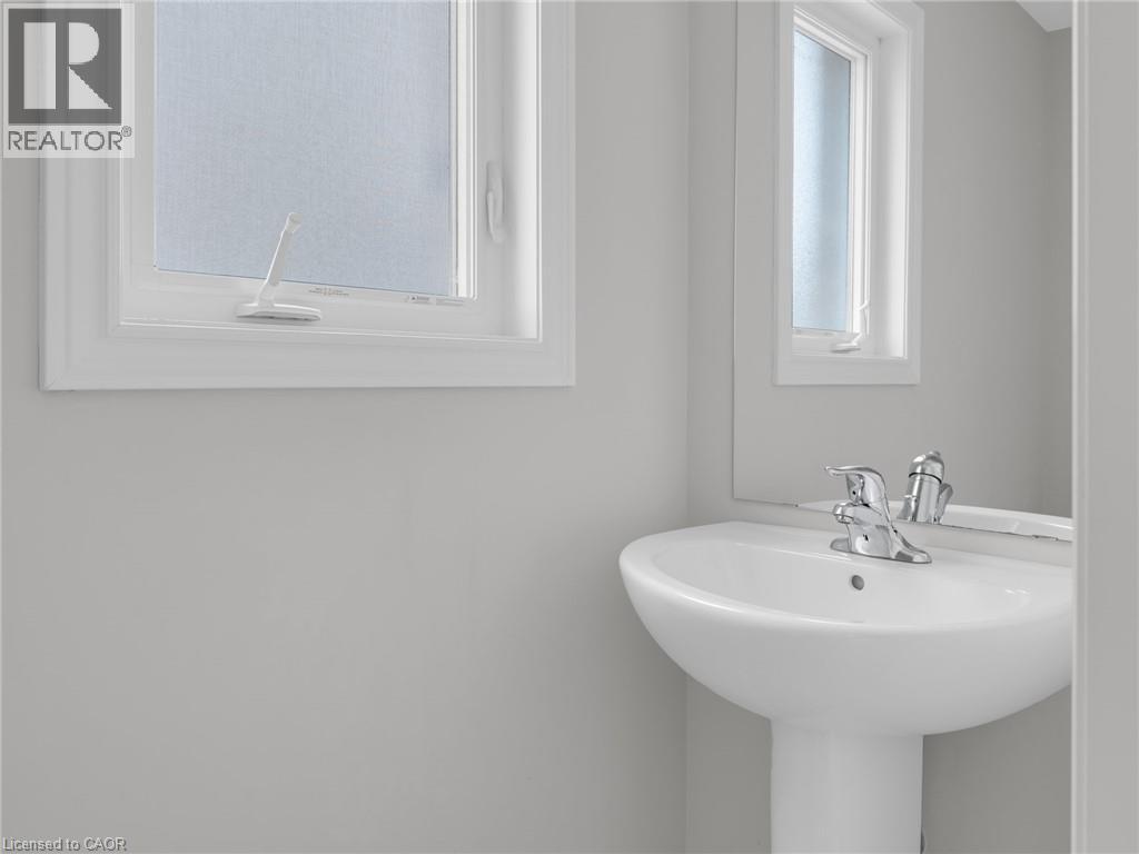 9573 Tallgrass Avenue, Niagara Falls, Ontario  L2G 0Y3 - Photo 7 - 40775767