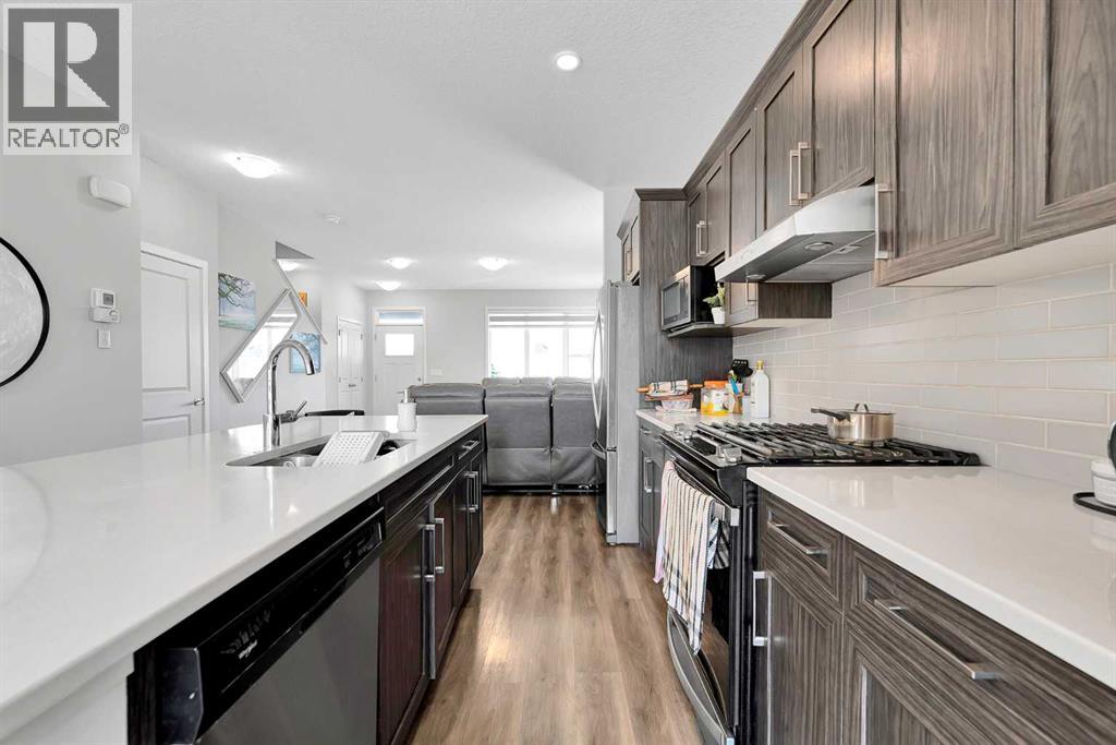 103 Dawson Harbour Hill, Chestermere, Alberta  T1X 2A2 - Photo 10 - A2262176