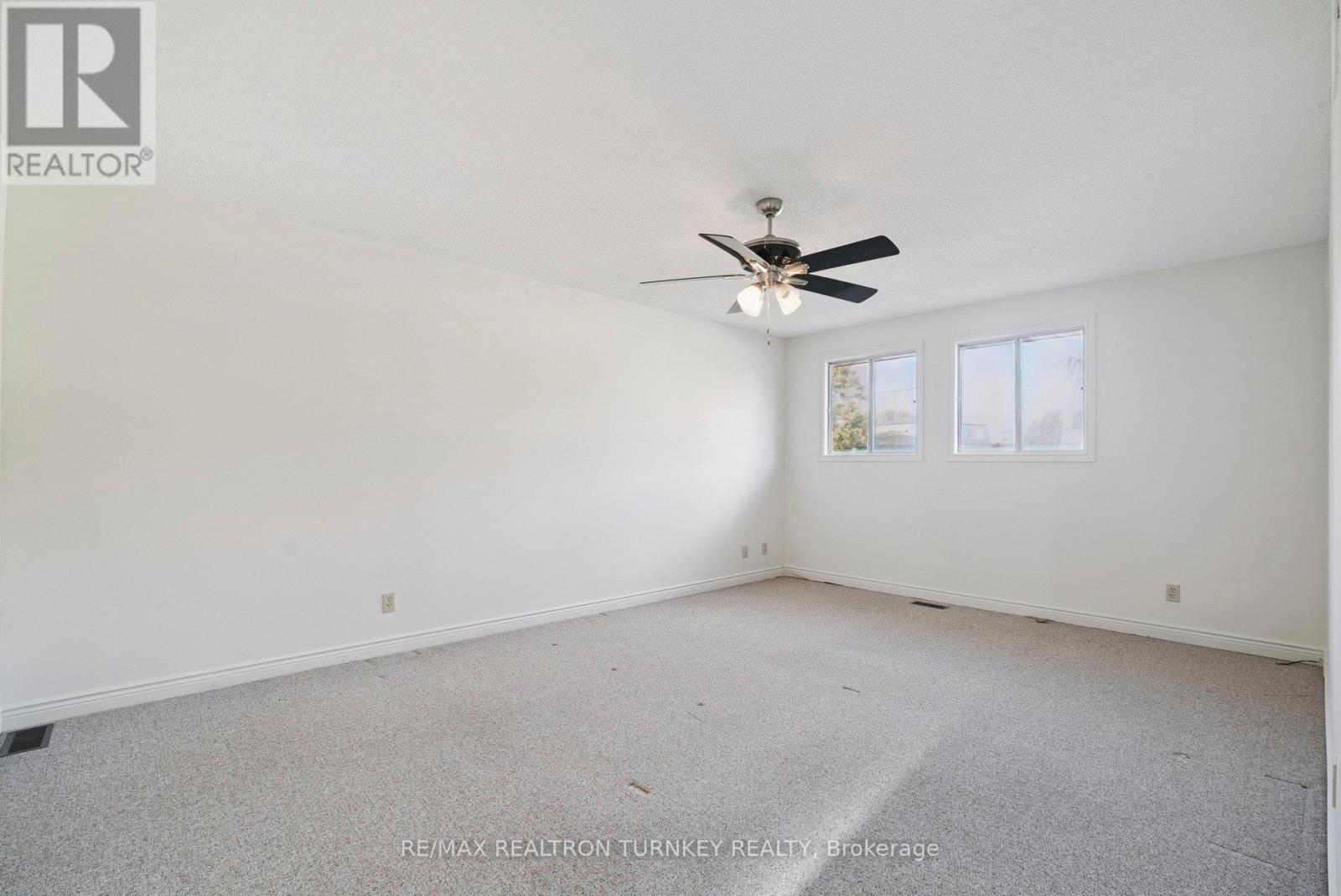 154 Meadowbank Road, Newmarket, Ontario  L3Y 4Y2 - Photo 14 - N12454881