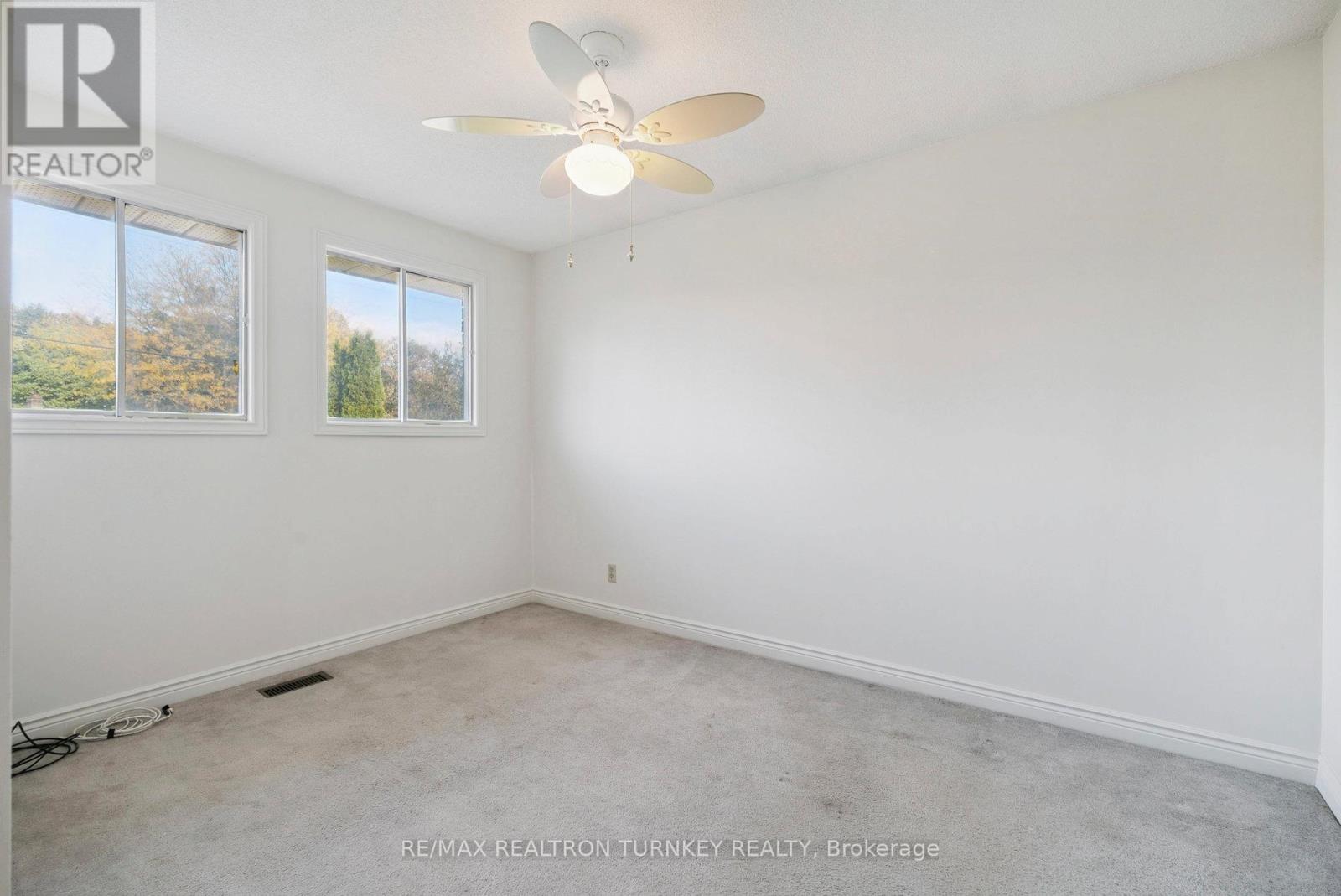 154 Meadowbank Road, Newmarket, Ontario  L3Y 4Y2 - Photo 18 - N12454881