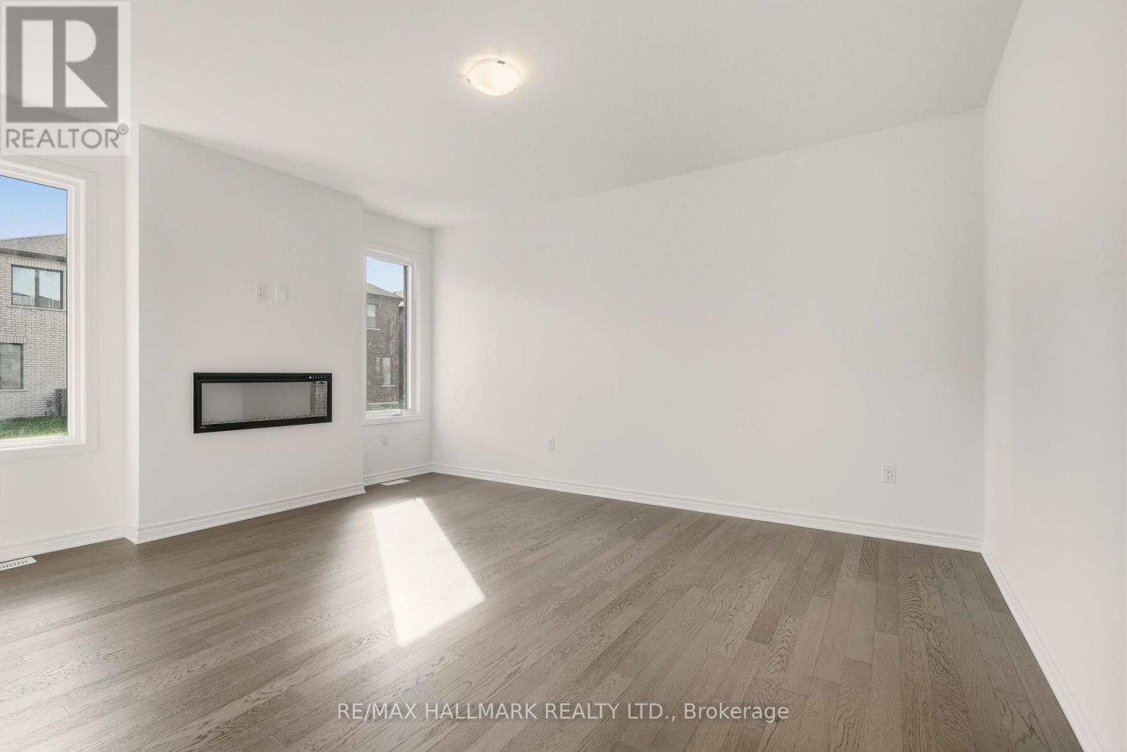 363 Reid Drive W, Barrie, Ontario  L9J 1A2 - Photo 14 - S12455565