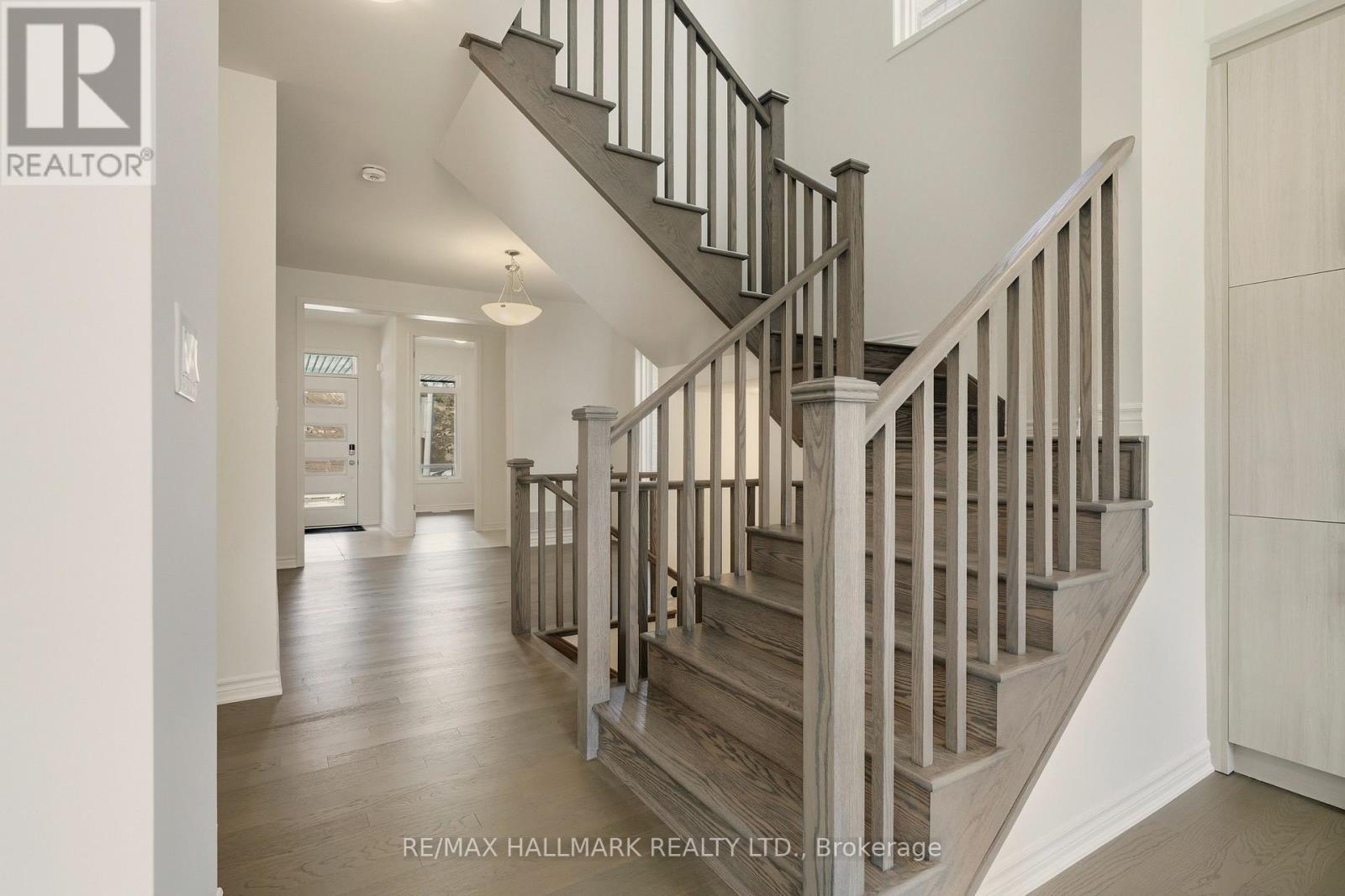363 Reid Drive W, Barrie, Ontario  L9J 1A2 - Photo 17 - S12455565