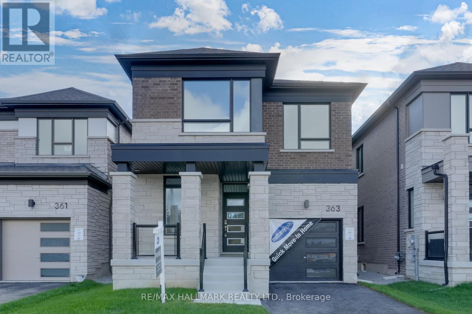 363 Reid Drive W, Barrie, Ontario  L9J 1A2 - Photo 2 - S12455565