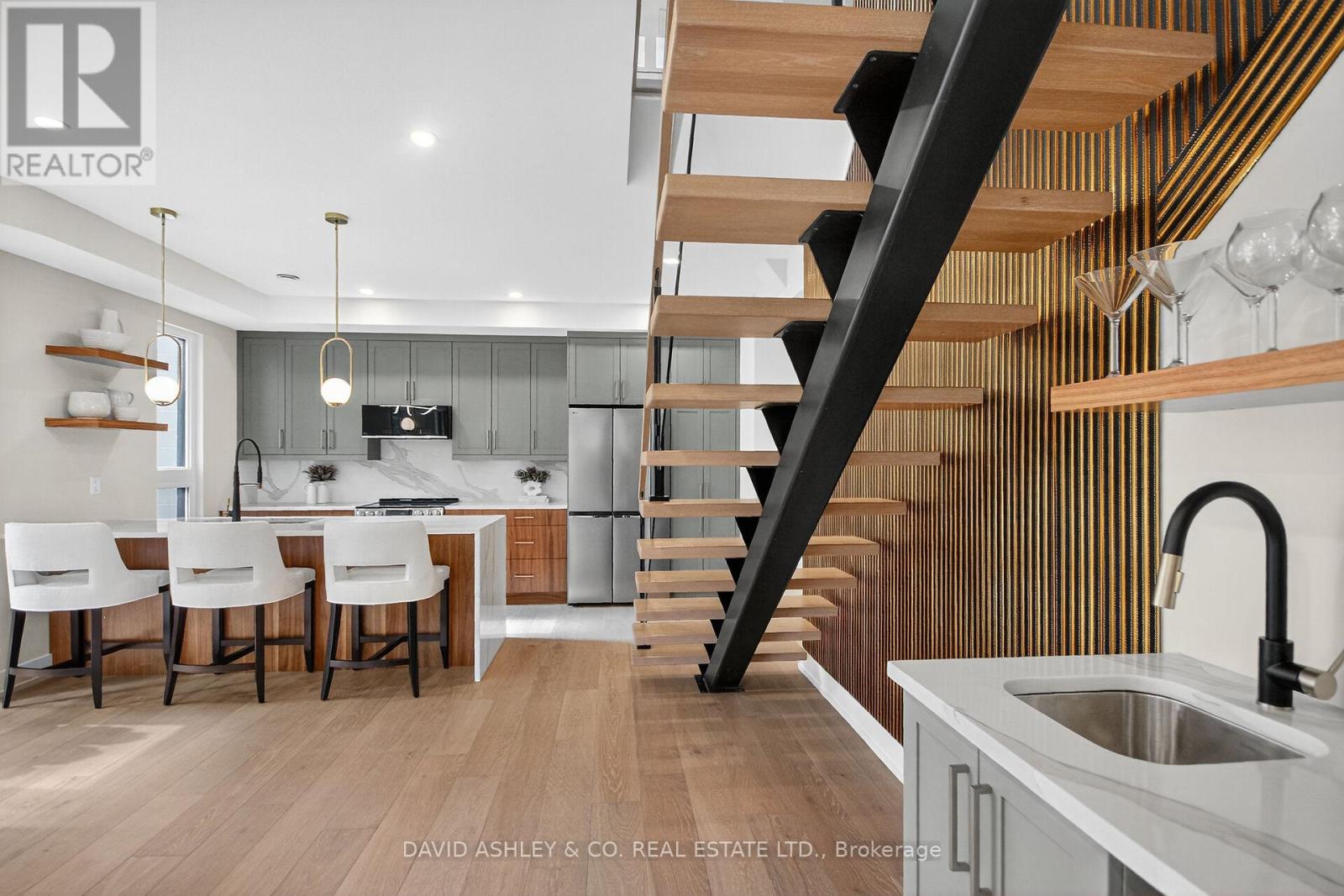 612 Tweedsmuir Avenue, Ottawa, Ontario  K1Z 5P3 - Photo 42 - X12450779