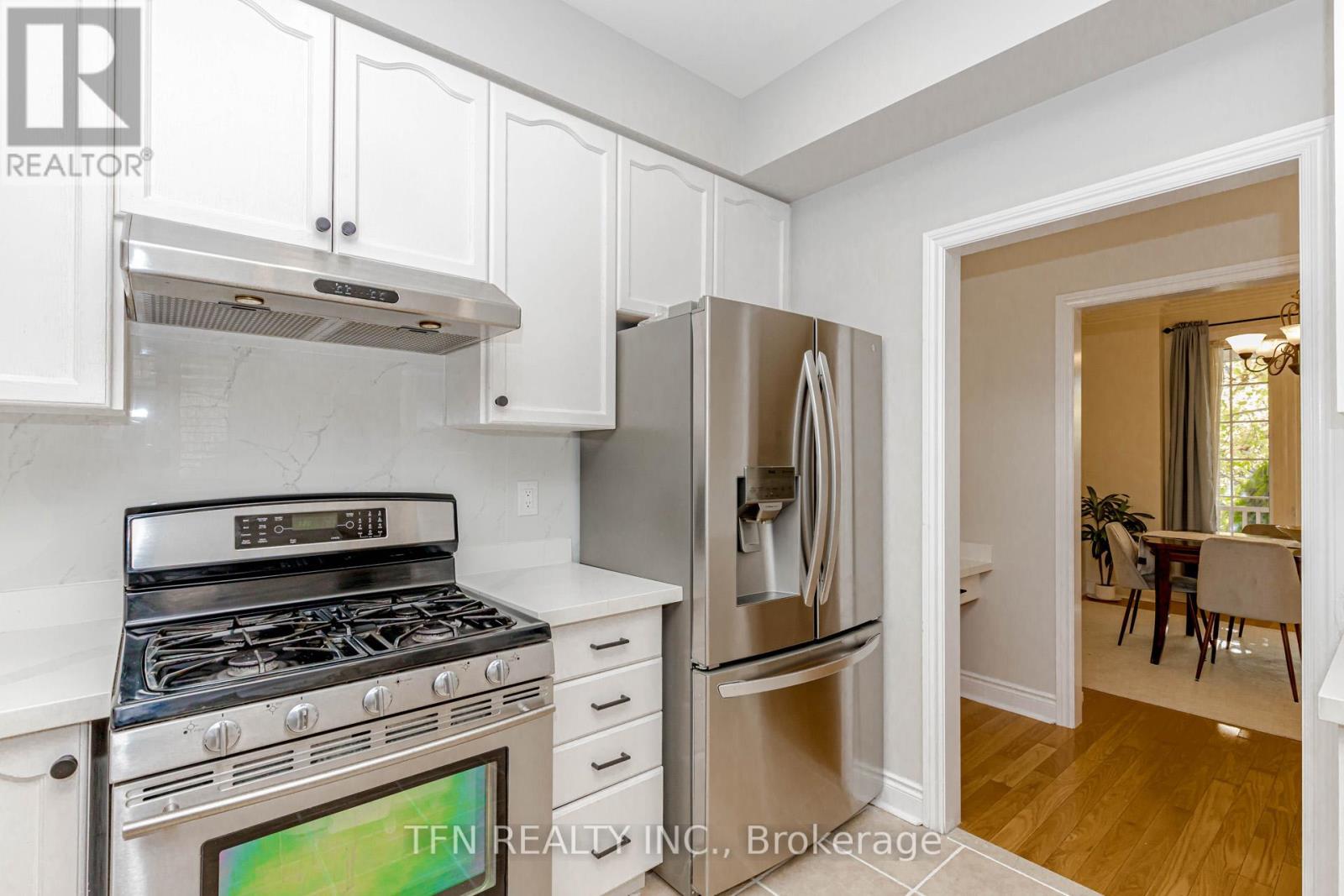 7108 Gablehurst Crescent, Mississauga, Ontario  L5W 1E7 - Photo 15 - W12455558