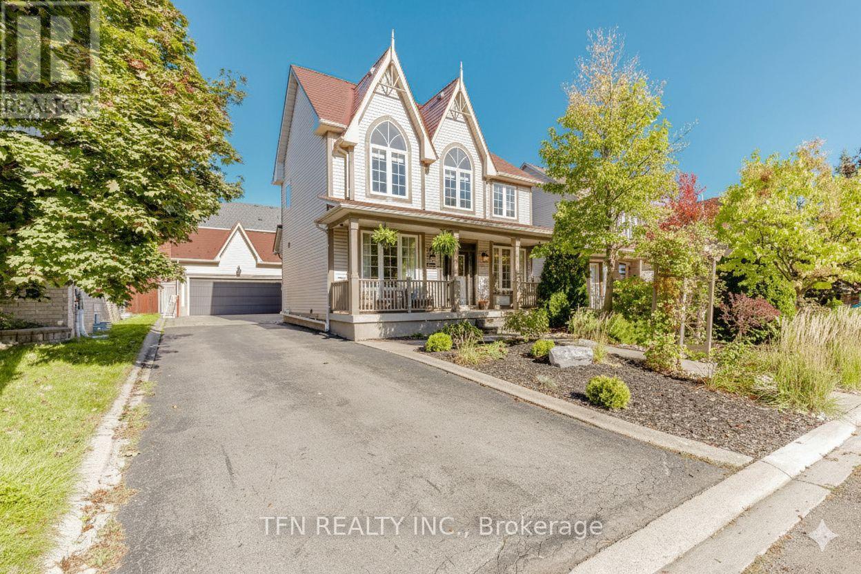 7108 Gablehurst Crescent, Mississauga, Ontario  L5W 1E7 - Photo 2 - W12455558