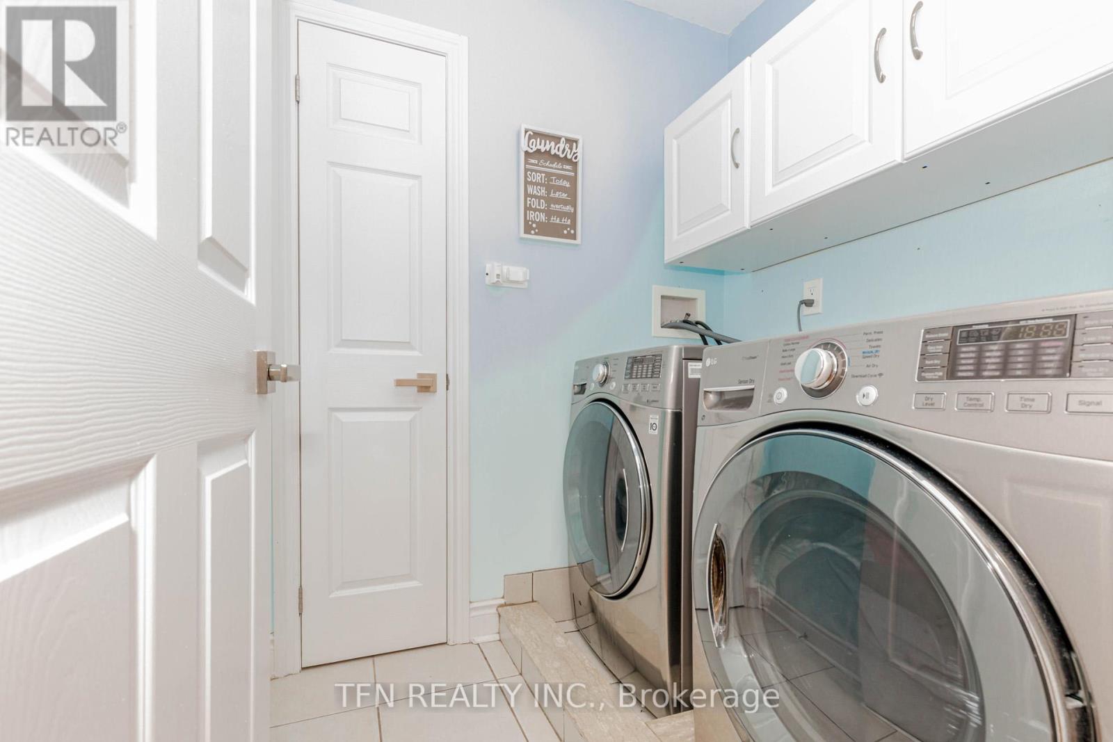 7108 Gablehurst Crescent, Mississauga, Ontario  L5W 1E7 - Photo 35 - W12455558