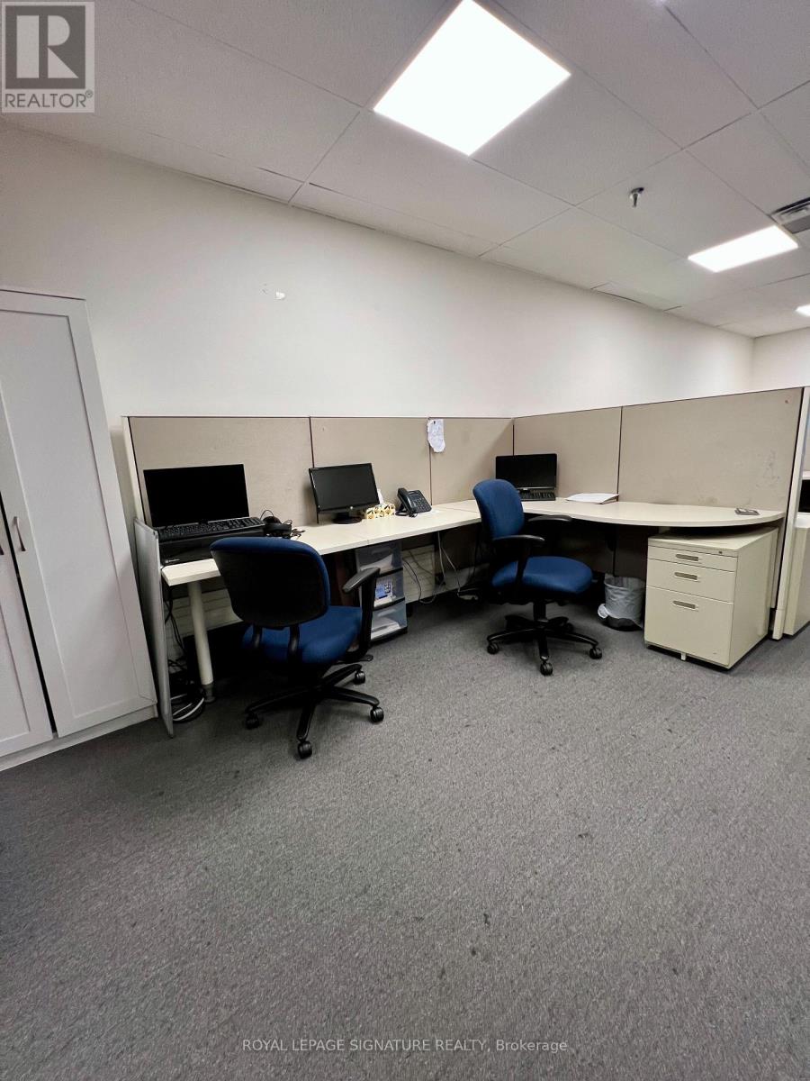 18b - 7895 Tranmere Drive, Mississauga, Ontario  L5S 1V9 - Photo 5 - W12455563