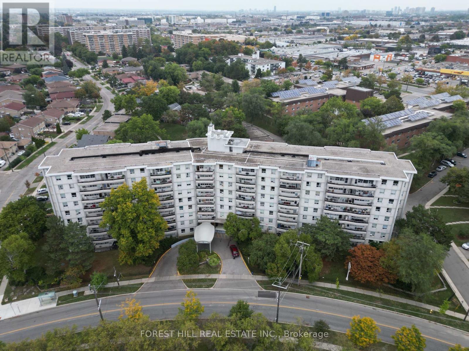 816 - 80 GRANDRAVINE DRIVE, Toronto, Ontario