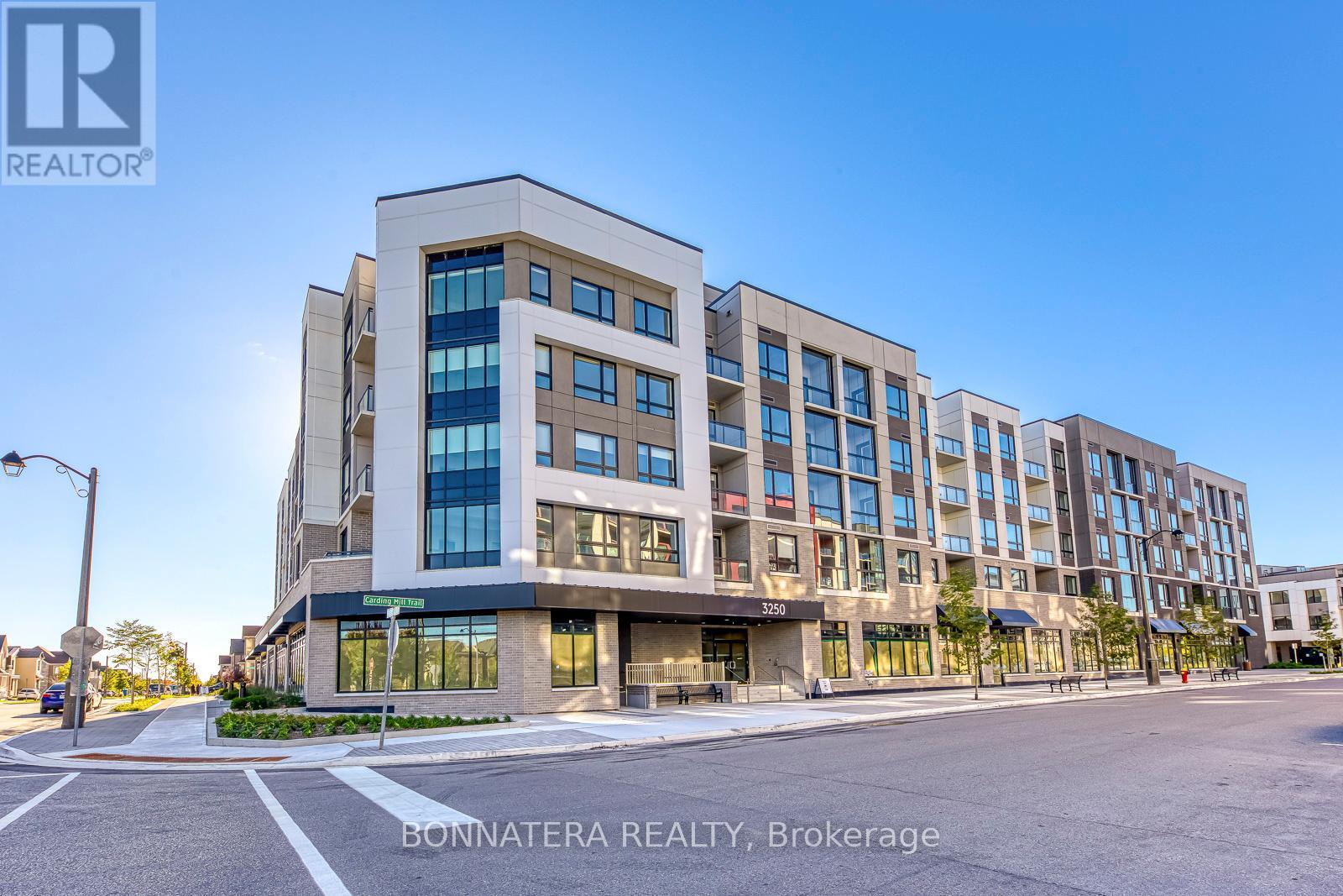 106 - 3250 CARDING MILL TRAIL, Oakville, Ontario