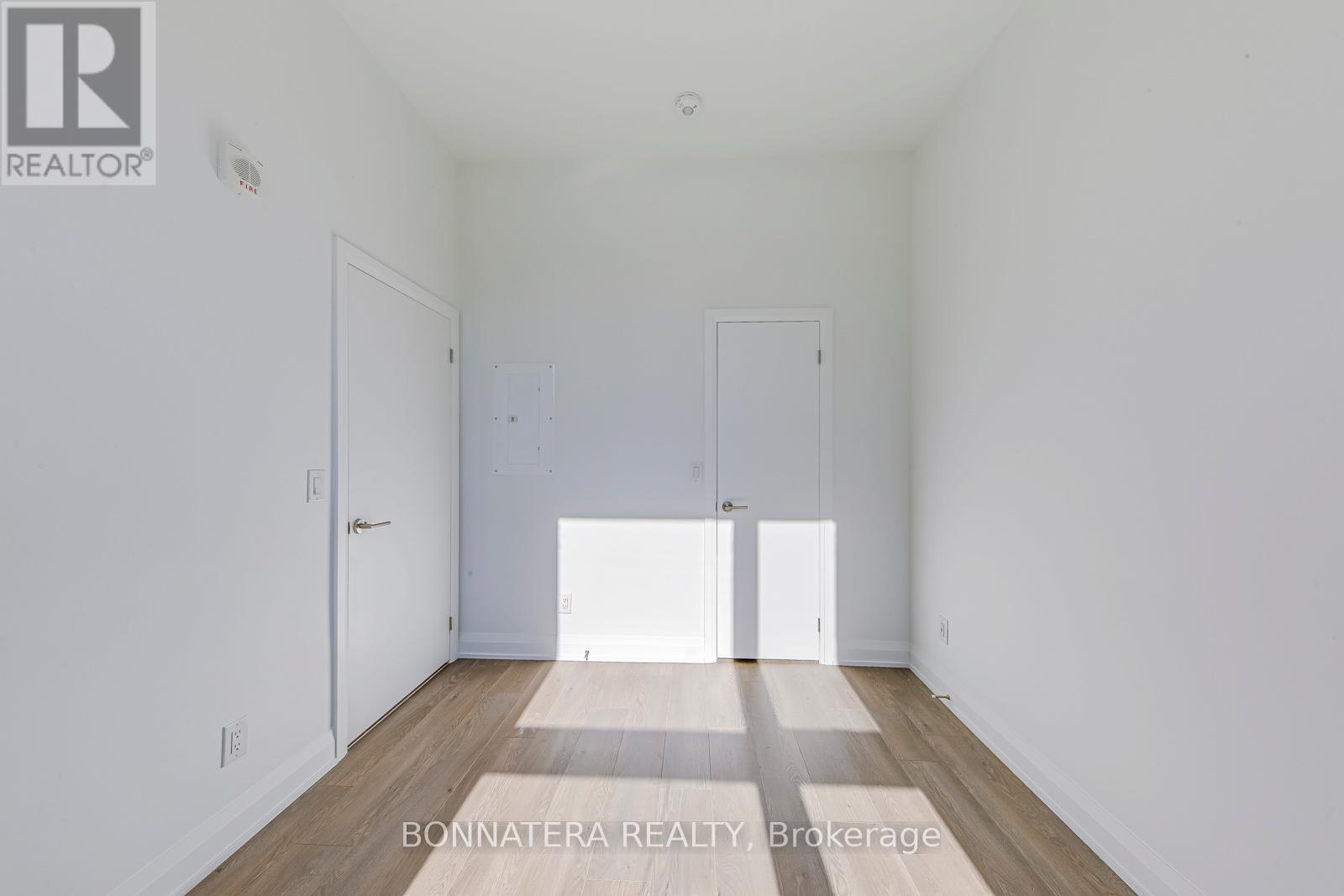 106 - 3250 Carding Mill Trail, Oakville, Ontario  L6M 1L3 - Photo 20 - W12455574