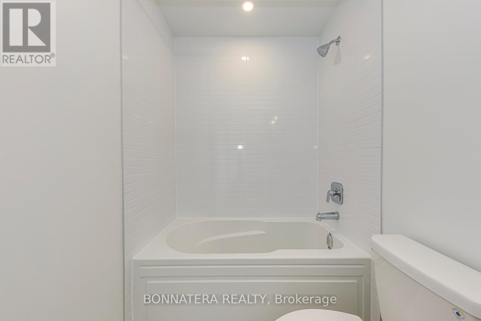 106 - 3250 Carding Mill Trail, Oakville, Ontario  L6M 1L3 - Photo 22 - W12455574