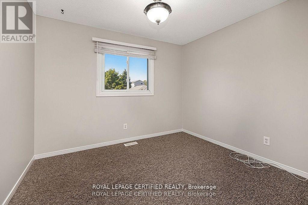348 Lisa Marie Drive, Orangeville, Ontario  L9W 4M4 - Photo 17 - W12455577