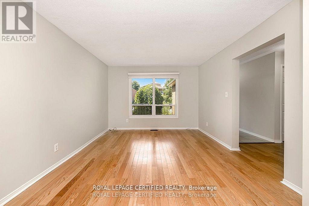 348 Lisa Marie Drive, Orangeville, Ontario  L9W 4M4 - Photo 7 - W12455577