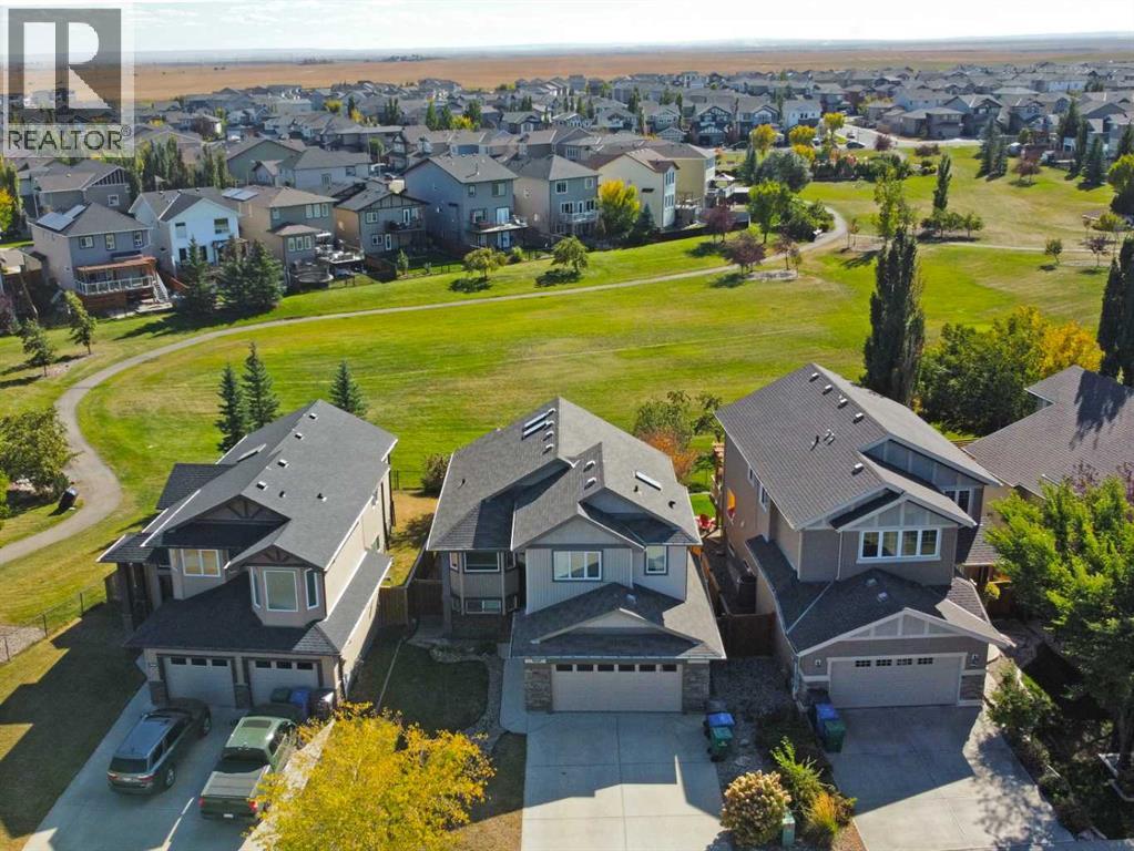 1644 Coalbanks Boulevard W, Lethbridge, Alberta  T1J 0N9 - Photo 1 - A2263422