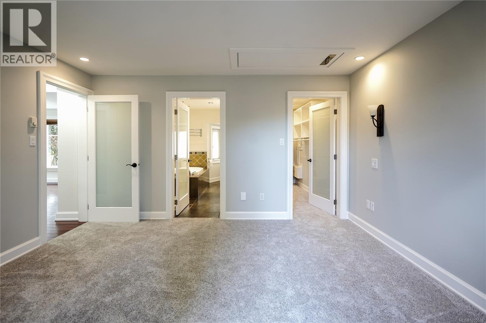 2617 Doncaster Dr, Victoria, British Columbia  V8R 2W5 - Photo 25 - 1015526