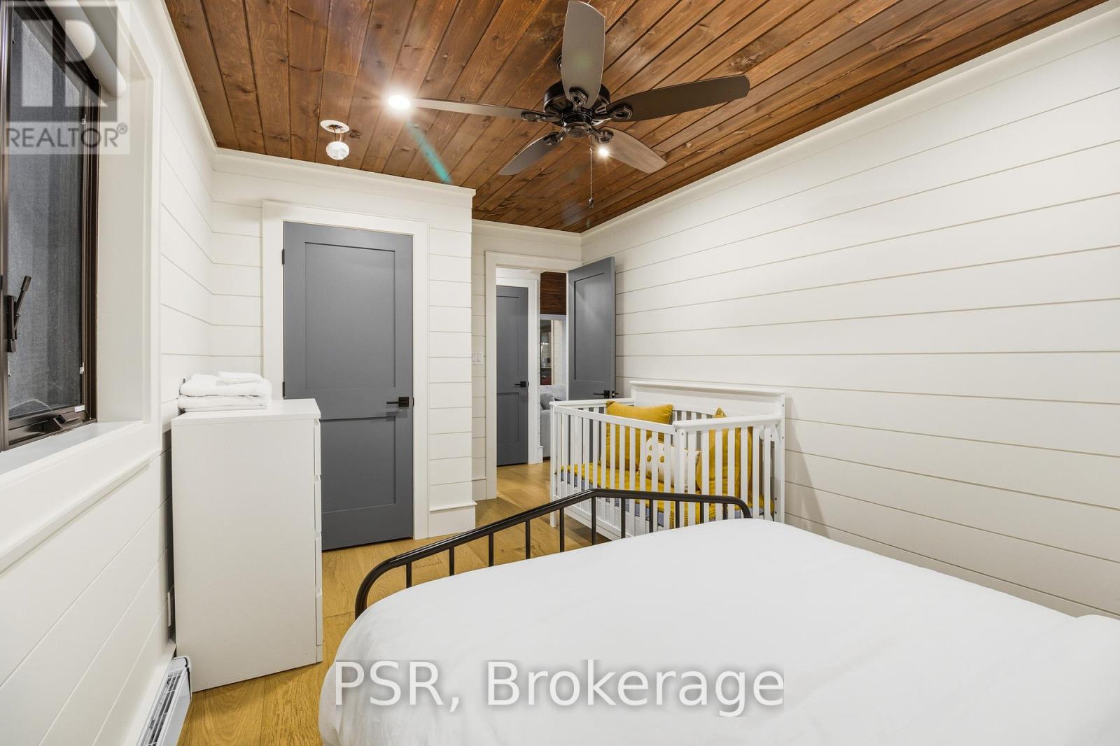 1069 White Eagle Road, Gravenhurst, Ontario  P0E 1G0 - Photo 34 - X12455602