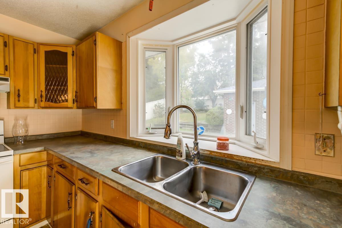 55 Glamorgan Dr, Sherwood Park, Alberta  T8A 2Y5 - Photo 15 - E4461586