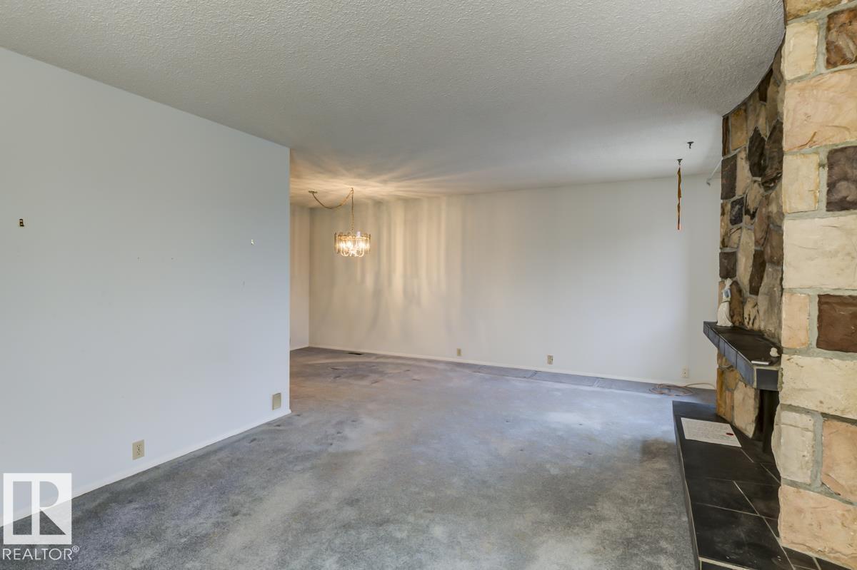 55 Glamorgan Dr, Sherwood Park, Alberta  T8A 2Y5 - Photo 4 - E4461586