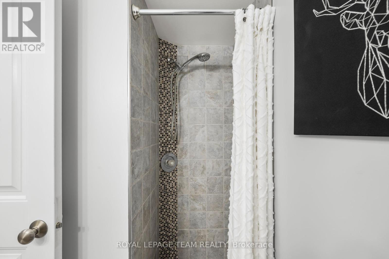 1 - 5 Timberview Way, Ottawa, Ontario  K2H 9M6 - Photo 19 - X12455604
