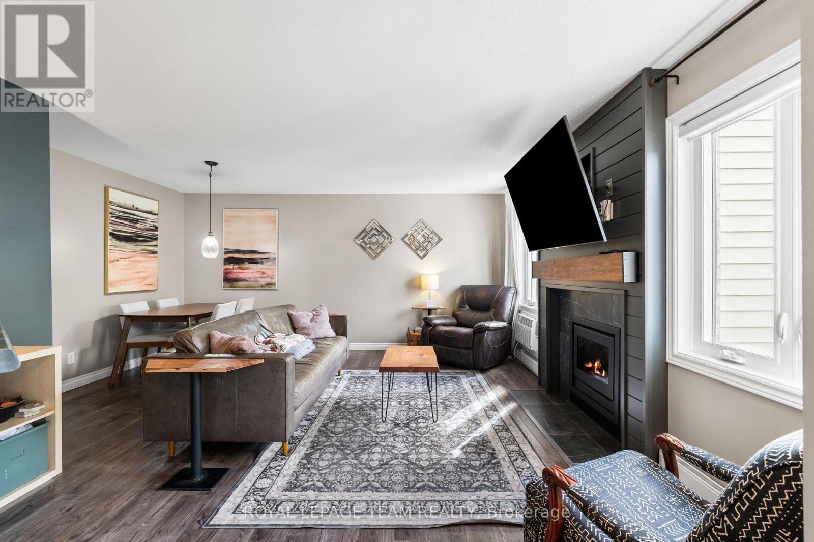 1 - 5 Timberview Way, Ottawa, Ontario  K2H 9M6 - Photo 5 - X12455604