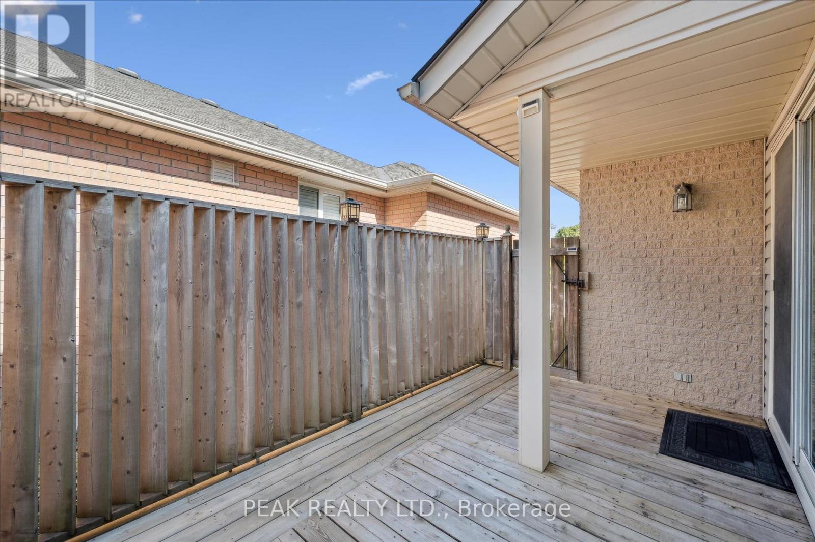 359 Westvale Drive, Waterloo, Ontario  N2T 2M6 - Photo 40 - X12455554
