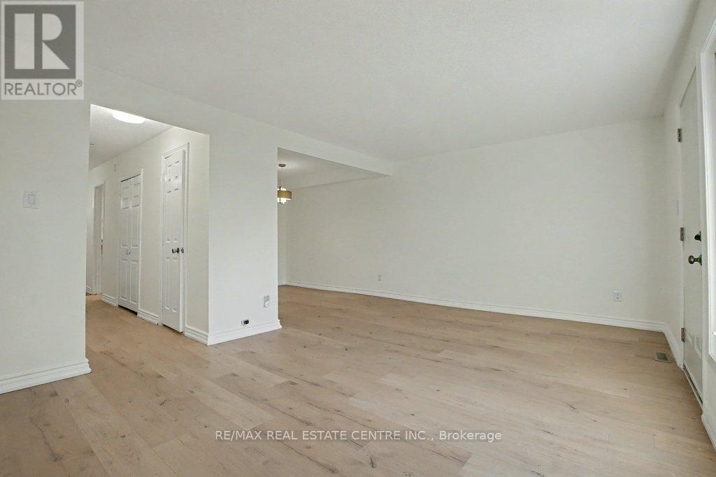 17 - 25 Upper Canada Drive, Kitchener, Ontario  N2P 1G2 - Photo 11 - X12455571