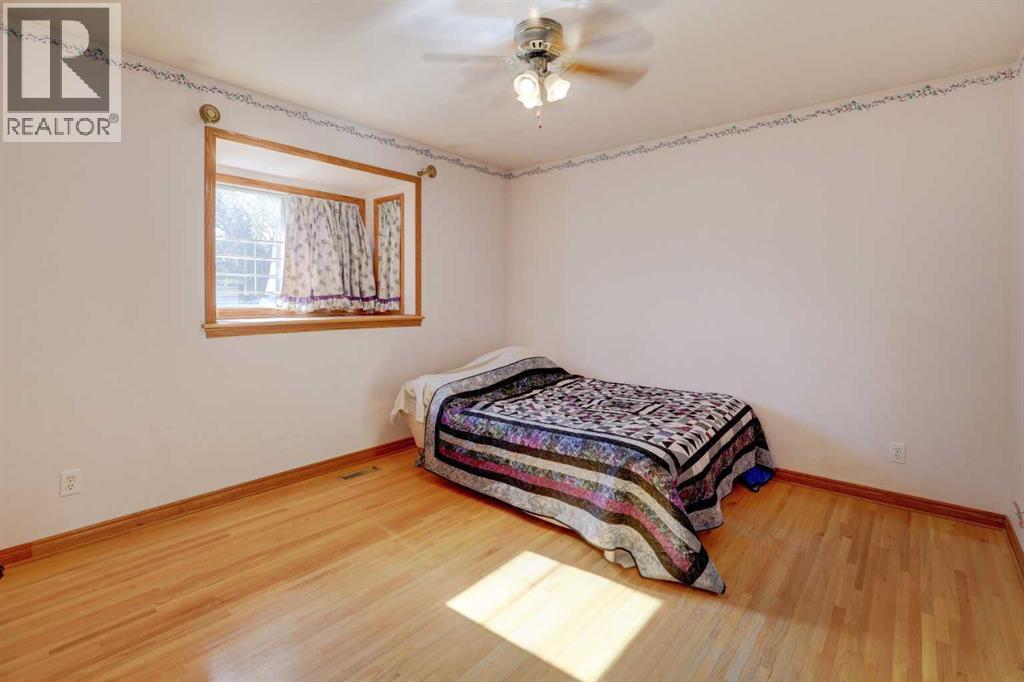 8127 43 Avenue Nw, Calgary, Alberta  T3B 1X8 - Photo 19 - A2259528