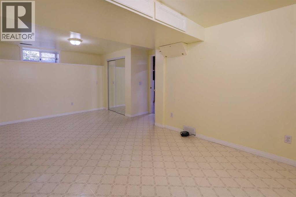 8127 43 Avenue Nw, Calgary, Alberta  T3B 1X8 - Photo 31 - A2259528