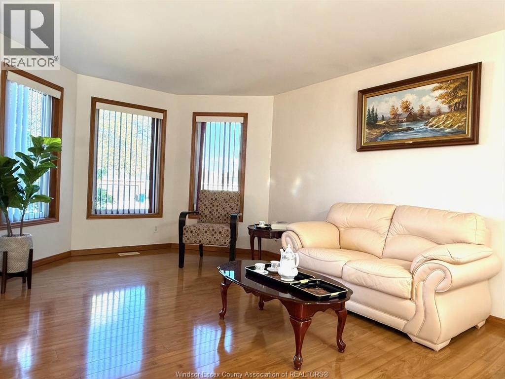 4135 Betts, Lasalle, Ontario  N9H 2N7 - Photo 7 - 25023180