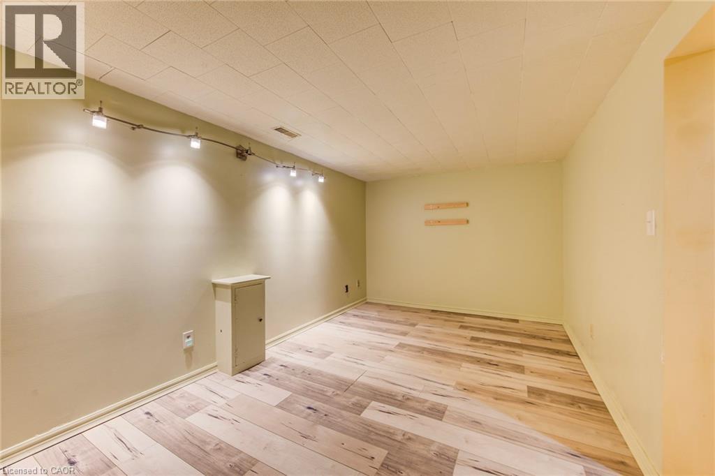 383 Edinburgh Road S Unit# 22, Guelph, Ontario  N1G 2K7 - Photo 34 - 40766379