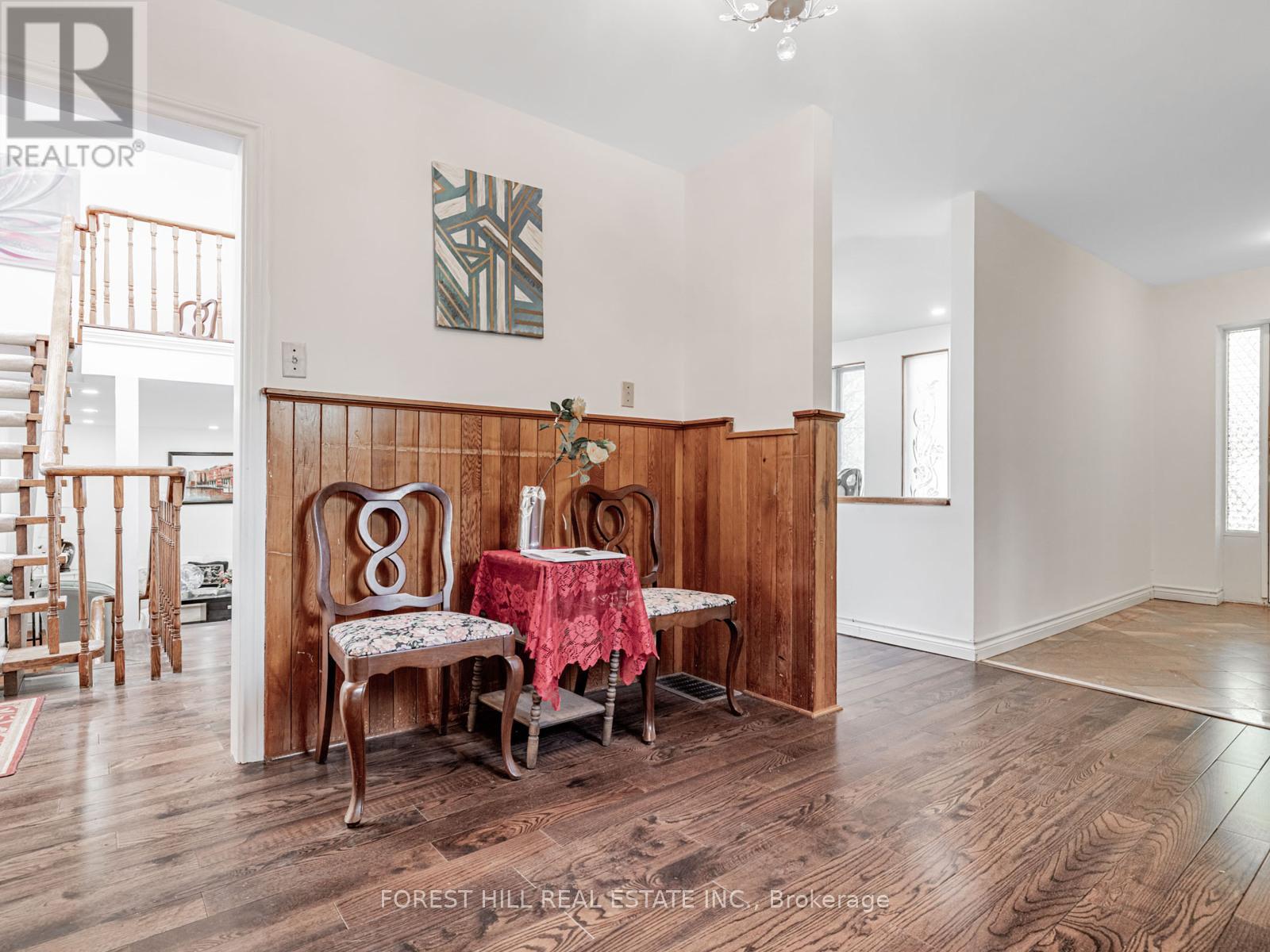 309 Hillcrest Avenue, Toronto, Ontario  M2N 3P5 - Photo 3 - C12453977