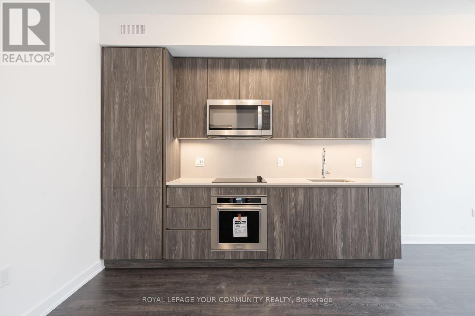 1315 - 15 Richardson Street, Toronto, Ontario  M5A 0Y5 - Photo 4 - C12455603