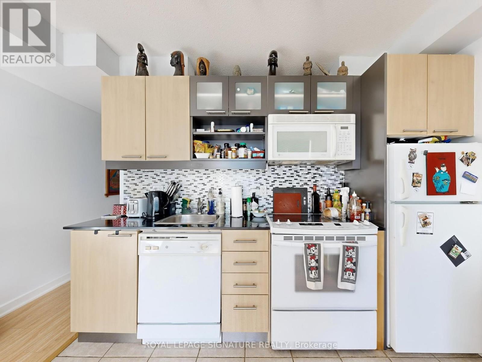 525 - 36 Blue Jays Way, Toronto, Ontario  M5V 3T3 - Photo 17 - C12455606