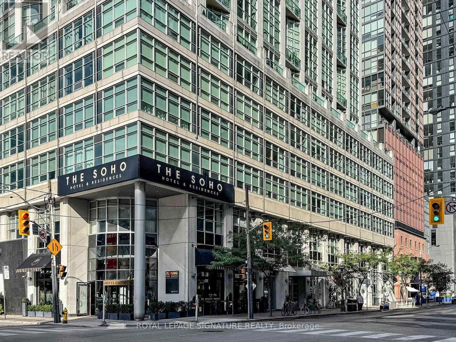 525 - 36 Blue Jays Way, Toronto, Ontario  M5V 3T3 - Photo 2 - C12455606