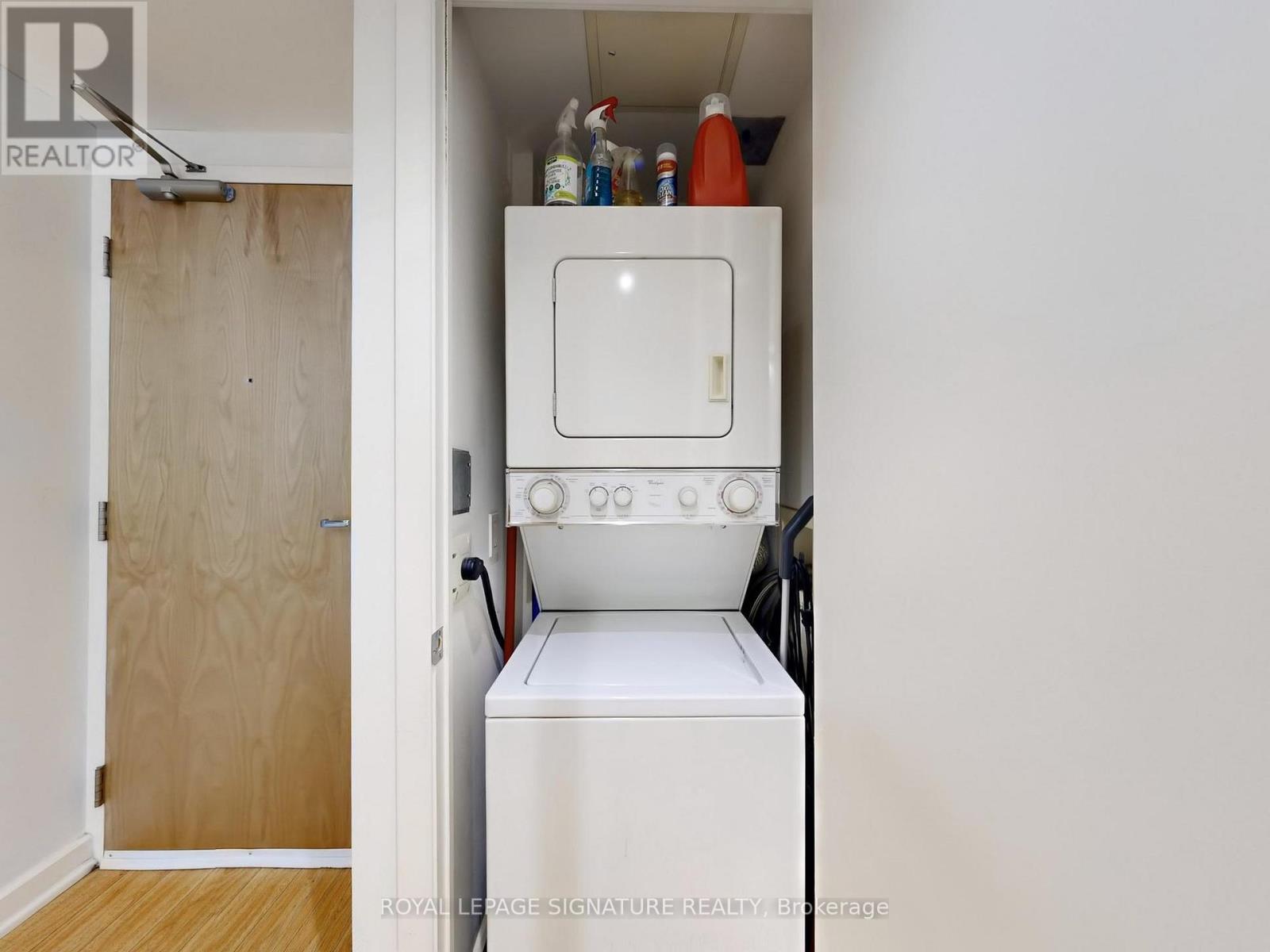 525 - 36 Blue Jays Way, Toronto, Ontario  M5V 3T3 - Photo 21 - C12455606
