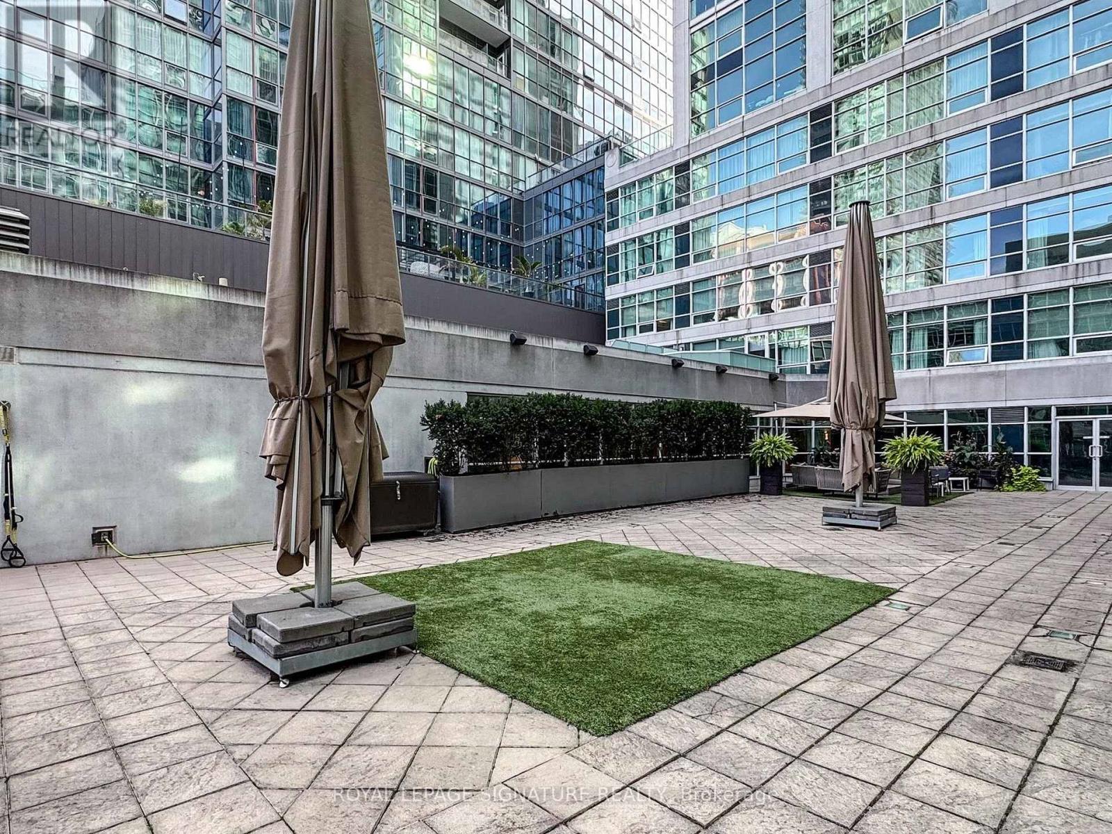 525 - 36 Blue Jays Way, Toronto, Ontario  M5V 3T3 - Photo 36 - C12455606